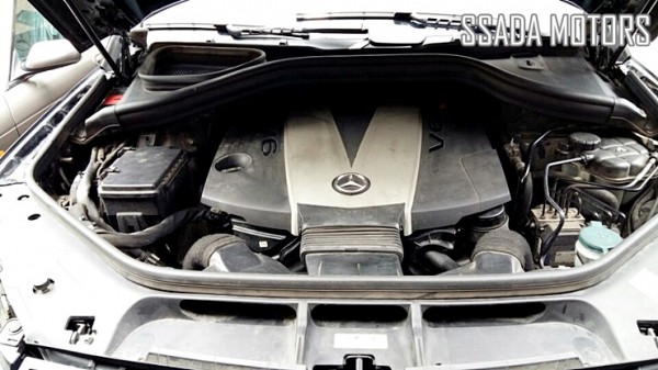 벤츠ML350_엔진룸.jpg